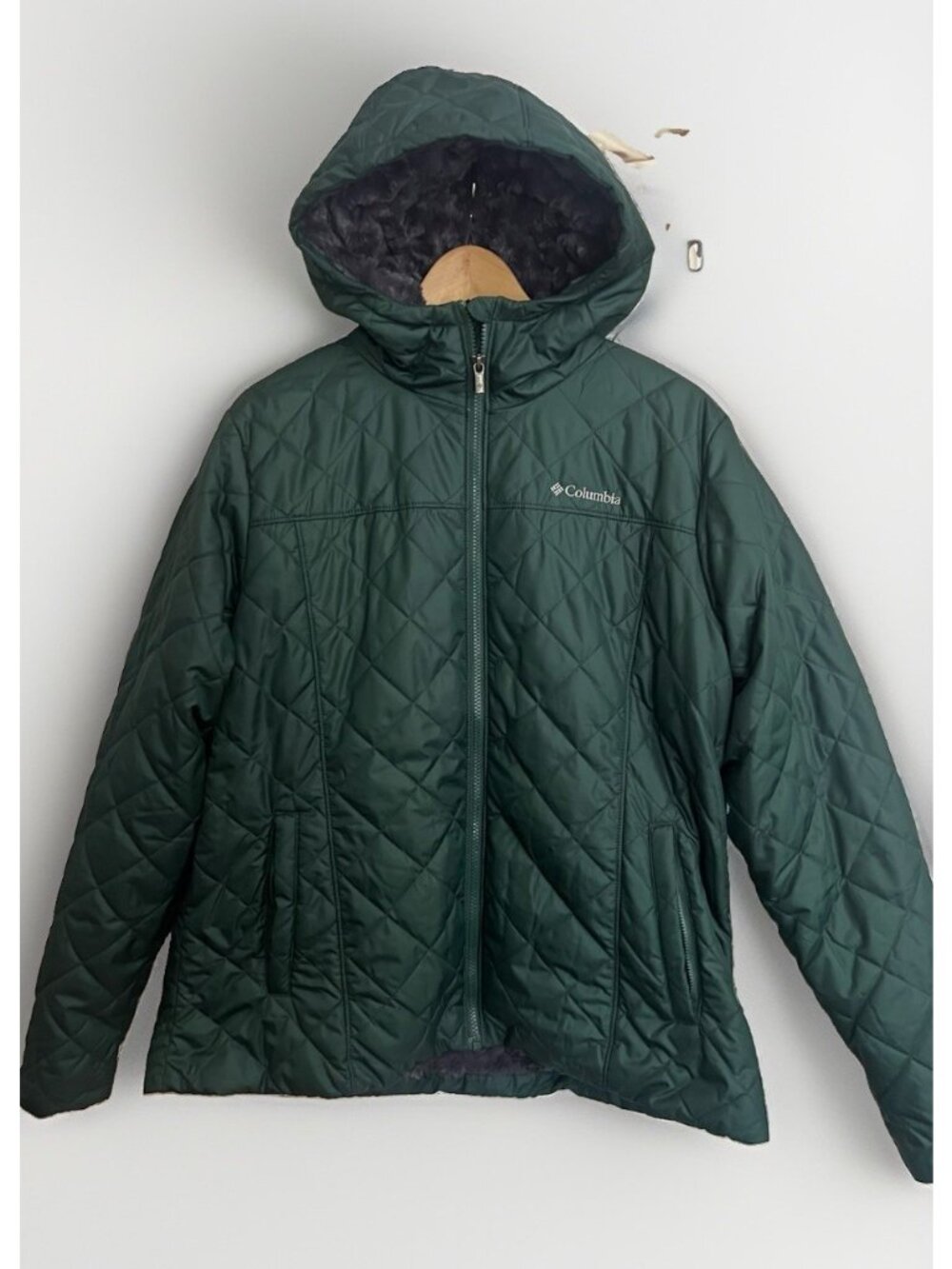Columbia Women's XL  Copper Crest Coat Soft Faux Fur Lined Hooded Quilted Green